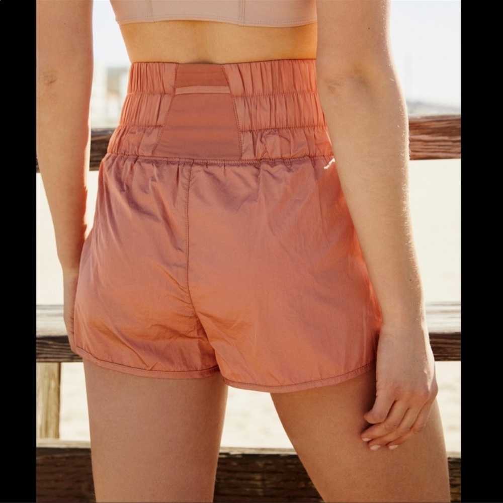 Free People Way Home Shorts in Brushed Apricot Size XS - Picture 5 of 13